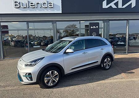 Kia Niro E- 64-kWh 204 PS Spirit Leder 3-Phasen