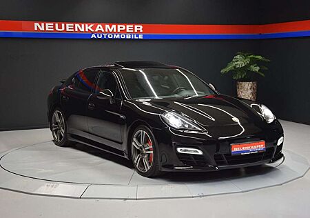 Porsche Panamera GTS Bose Schiebedach PASM Sport Chrono