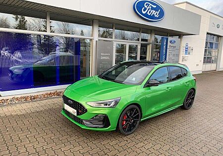 Ford Focus ST X Track-Pack