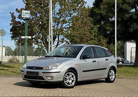 Ford Focus 1.6 Trend*KLIMAAUT.*PDC*E-PAKET*TÜV NEU*