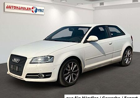 Audi A3 1.4 TFSI S-line + Xenon AAC PDC SHZ Leder