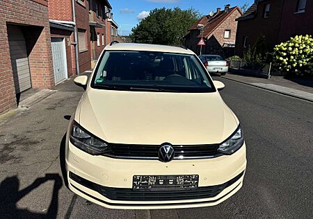 VW Touran Volkswagen 2.0 TDI SCR DSG 7 Sitzer PDC v+h Kam