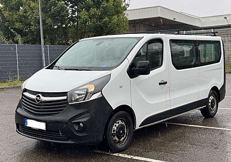Opel Vivaro B Kombi Lang L2H1 . 9 Sitze !