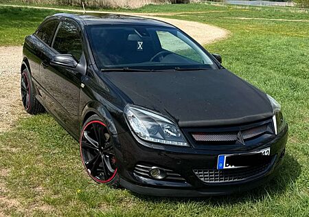 Opel Astra 1.8 16V Coupe