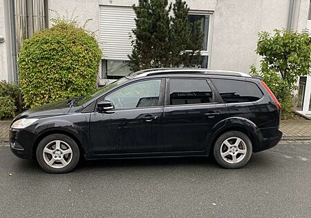 Ford Focus Turnier 1.6 Ti-VCT Black Magic