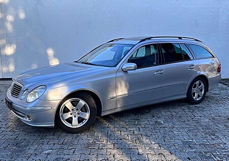 Mercedes-Benz E 320 E320 CDI T Avantgarde/Distronic/H&K/Leder/Lift