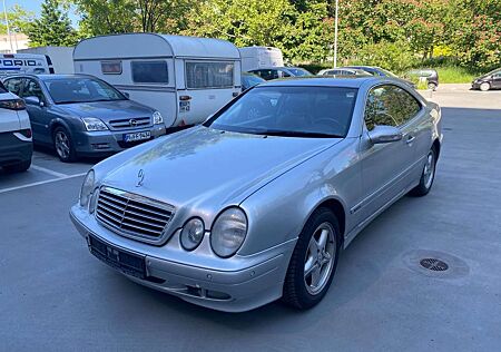 Mercedes-Benz CLK 320 ELEGANCE Vollaustatung Automatik