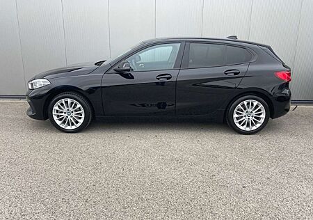 BMW 116 i *PDC*DAB*Lordosenstütze*LED* 17"Alu