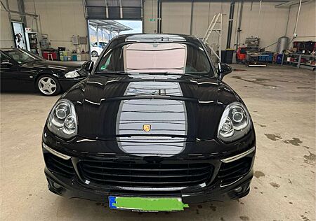 Porsche Cayenne S Platinum Edition