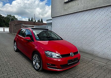 VW Golf Volkswagen VII Lim. Highline BMT TÜV NEU*VOLL* MASSAGE
