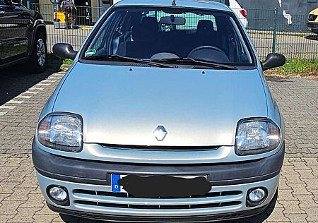 Renault Clio 1.4 RT