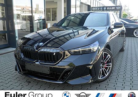 BMW i5 eDrive40 Limousine Sportpaket AHK-klappbar AHK Nav