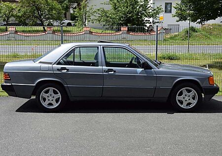 Mercedes-Benz 190 E 1.8