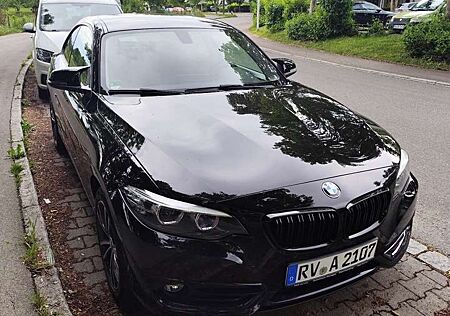 BMW 220i 220 Coupe Aut. Sport Line