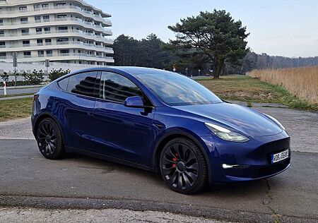 Tesla Model Y Performance 1.Hand AHK EAP 8-Fach Überturbine