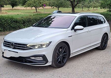 VW Passat Variant Volkswagen 2.0 TSI OPF 4Motion DSG Elegance