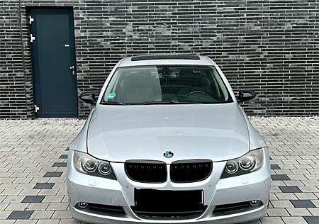 BMW 325i 325