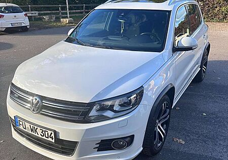 VW Tiguan Volkswagen 2.0 TDI DPF 4Motion BlueMotion DSG Sport