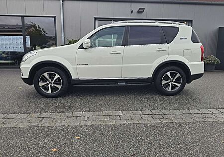 SsangYong Rexton Executive 4WD Automatik*Leder*Navi*AHK*