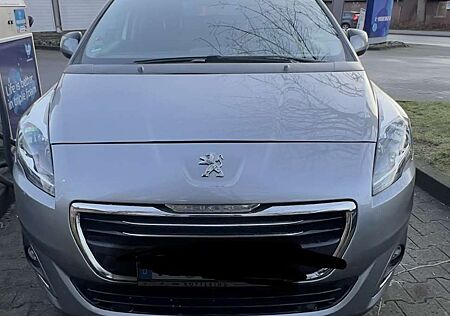 Peugeot 5008 BlueHDI 120 Stop & Start Active