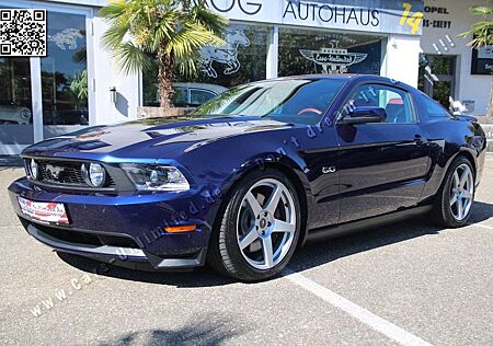 Ford Mustang GT Coupe 5.0 - wenig Laufleistung - TOP