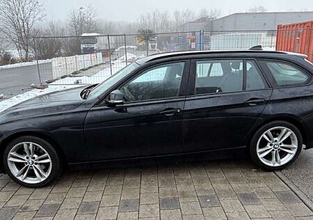 BMW 330i 330 Touring xDrive Aut. Advantage
