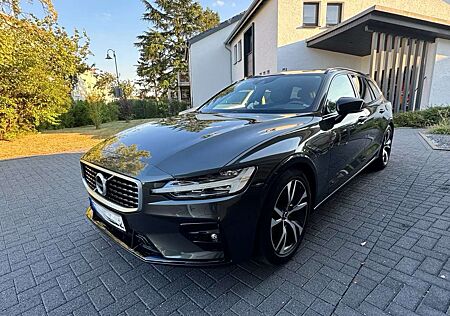 Volvo V60 R Design /Pine Grey Metallic