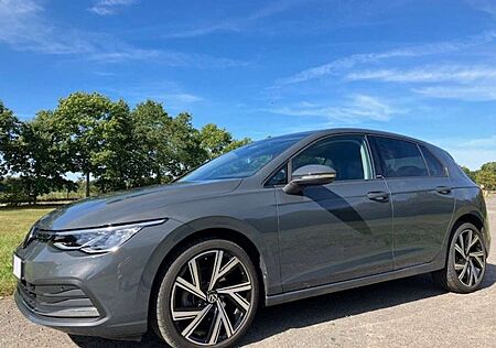 VW Golf Volkswagen VIII 1.5 TSI OPF Move