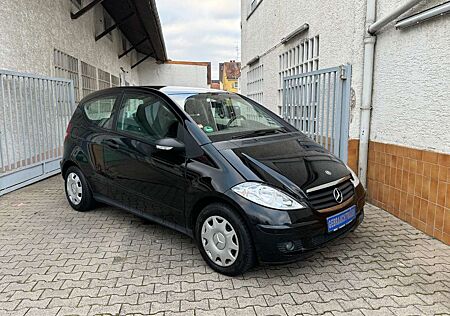 Mercedes-Benz A 150 *Automatik*Klima*PDC vorne+hinten*Sitzh.