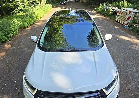 Ford Edge 2.0 TDCi Bi-Turbo 4x4 Sport