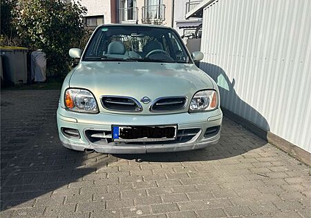 Nissan Micra 1.0Fresh