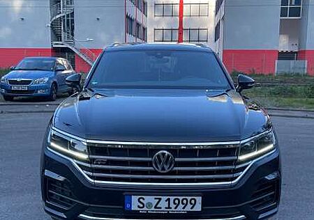 VW Touareg Volkswagen R-Line 4Motion