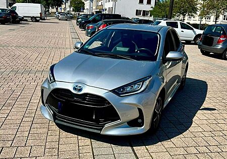 Toyota Yaris Cross Hybrid 1.5 VVT-i Team Deutschland