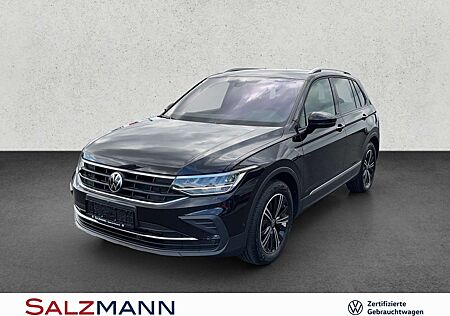 VW Tiguan Volkswagen 1.5 TSI DSG Active, Navi, AHK, LED, Kamer