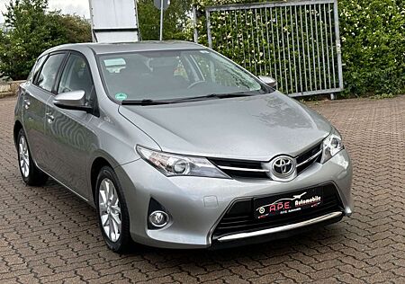 Toyota Auris Life+ 1 Hand 12.000km TÜV NEU GARANTIE