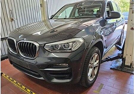 BMW X3 xDrive HUD/AHK/Park&DrivAs/WinterPaket/Memory