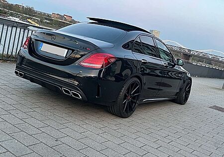Mercedes-Benz C 63 AMG AMG C 63 S AMG Speedshift 7G-MCT