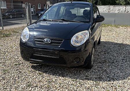 Kia Picanto 1.1 Attract Tüv 02/26
