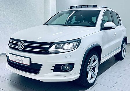 VW Tiguan Volkswagen Sport & Style 4M R-LINE * PANO * NAVI *