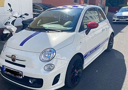 Abarth 595 Competizione Yamaha Factory Racing Edition