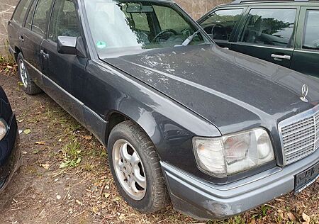 Mercedes-Benz E 220 T Model, SSD, fahrbreit, Kein TÜV