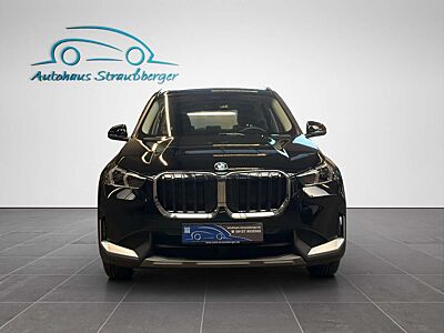 BMW X1 20d xDrive ACC AHK KZU LED QI RFK SHZ 2-ZK
