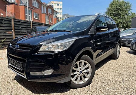 Ford Kuga 2.0TDCI Titanium/AUT./S-HEFT/NAVI/R-CAM/EU6