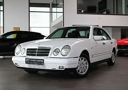 Mercedes-Benz E 200 ELEGANCE AUT. *OLDTIMER* H-KENNZEICHEN!