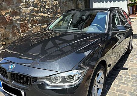 BMW 320d 320 Touring Aut. Advantage