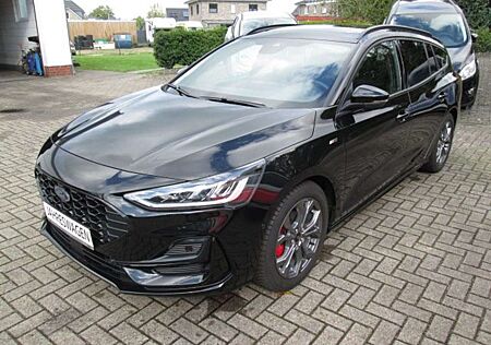 Ford Focus Turnier 1.0 EcoBoost Hybrid ST-LINE X