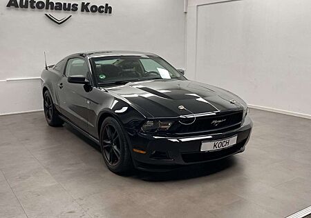 Ford Mustang 4.0 COUPÉ GT OPTIK! BLICKFÄNGER