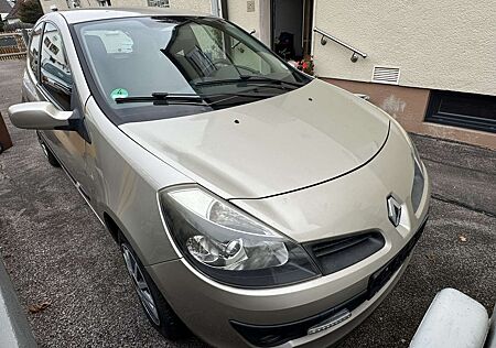 Renault Clio 3-Türer 1.2 16V