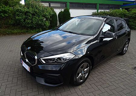 BMW 116 i Advantage, Sitzhz., Navi, Panorama-e.Dach,