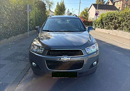 Chevrolet Captiva gebraucht kaufen Chevrolet Captiva 2.4 2WD LT